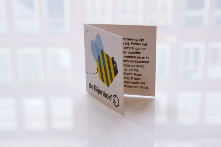 hangtag op recycled papier 1